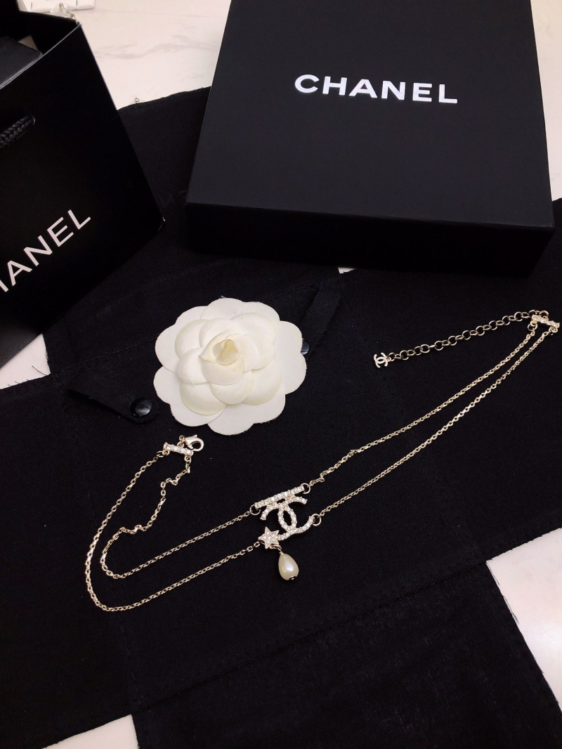 Ch**el necklaces